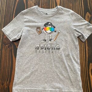 Adidas Boys size 7 Gray Tee with Colorful Baseball Graphic